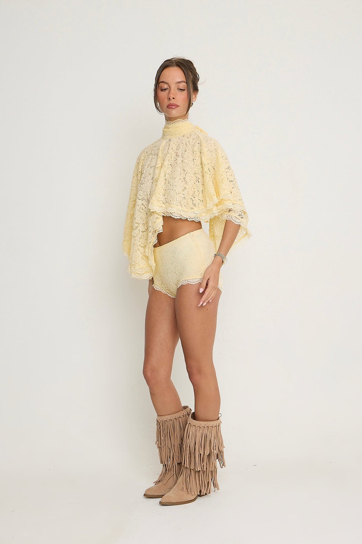 Carmen Lace Shorts | Lemon